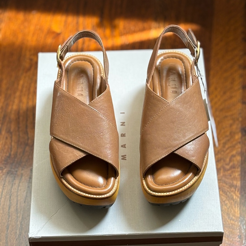 NIB MARNI FUSSBETT BROWN PLATFORM SANDALS